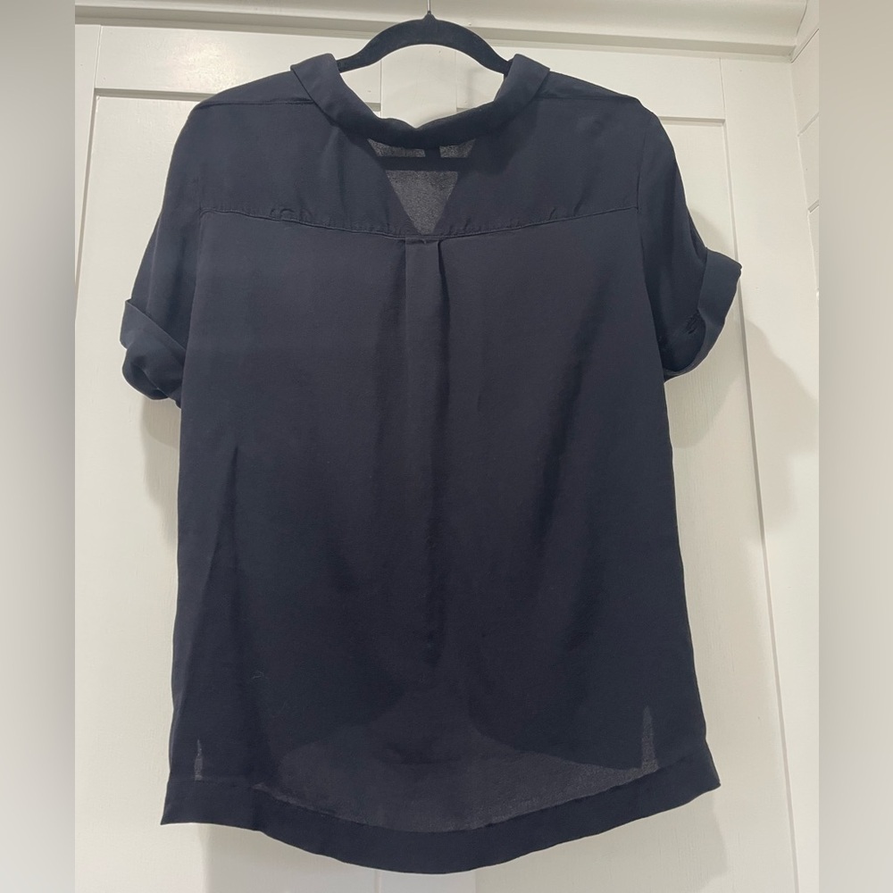Banana Republic Factory Blouse Size L - Picture 2 of 4